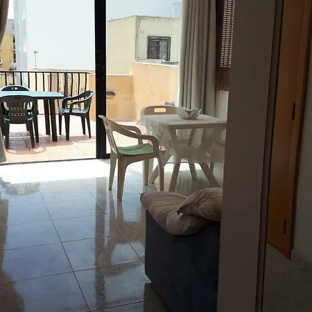 Grosse Mit Dachterasse- #118104 Apartment